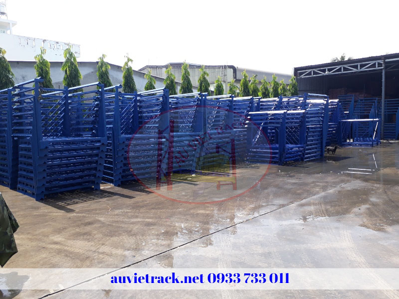 pallet xếp chồng